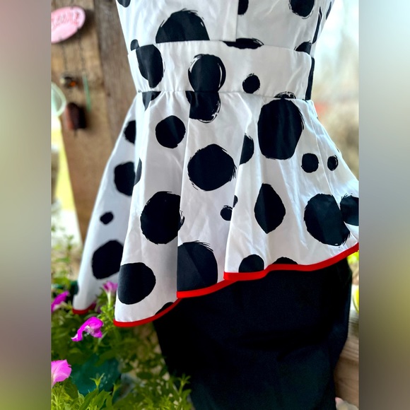 Disney Cruella De Vil The Dress Shop Black White Red Polka Dot Peplum Dress NWT - Picture 5 of 8